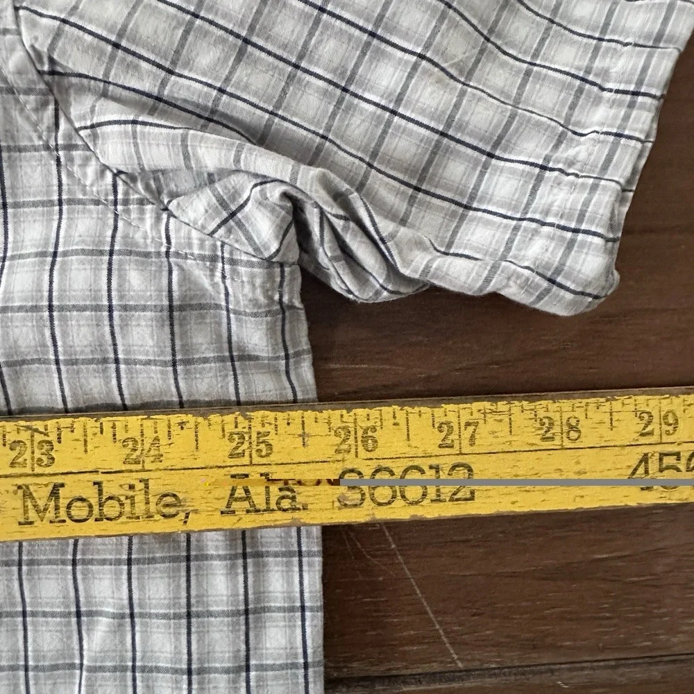 The North Face Men's XXL Button Up Gray Blue Check Short Sleeve
